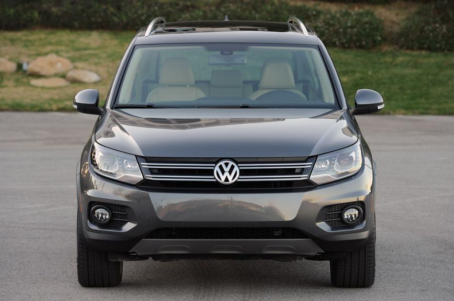  Volkswagen Tiguan 2011 года  (фото 43 из 146)